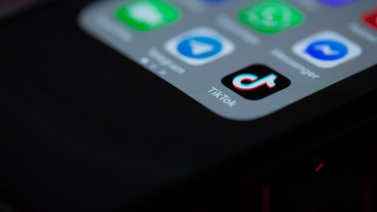 TikTok Users Report Ads They Cannot Immediately Skip